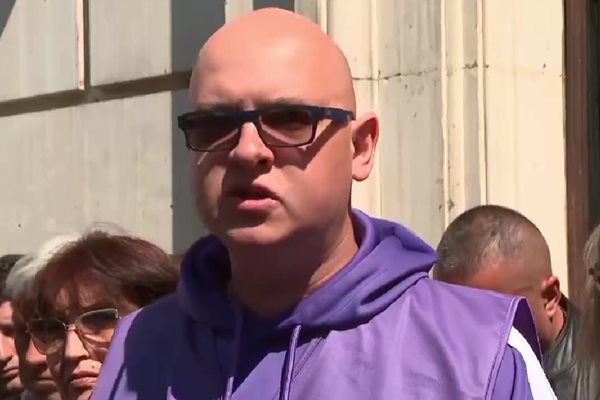 КНСБ: Арестът на Тодор Капитанов е произвол – синдикалният протест на АМ „Тракия“ се сблъсква с напрежение и полицейска намеса