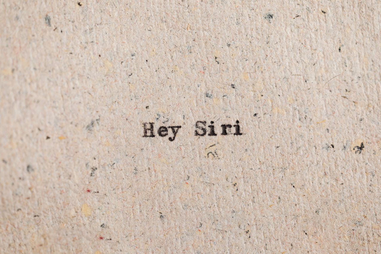 Новият Siri на Apple ще позволи управление на приложения само с глас