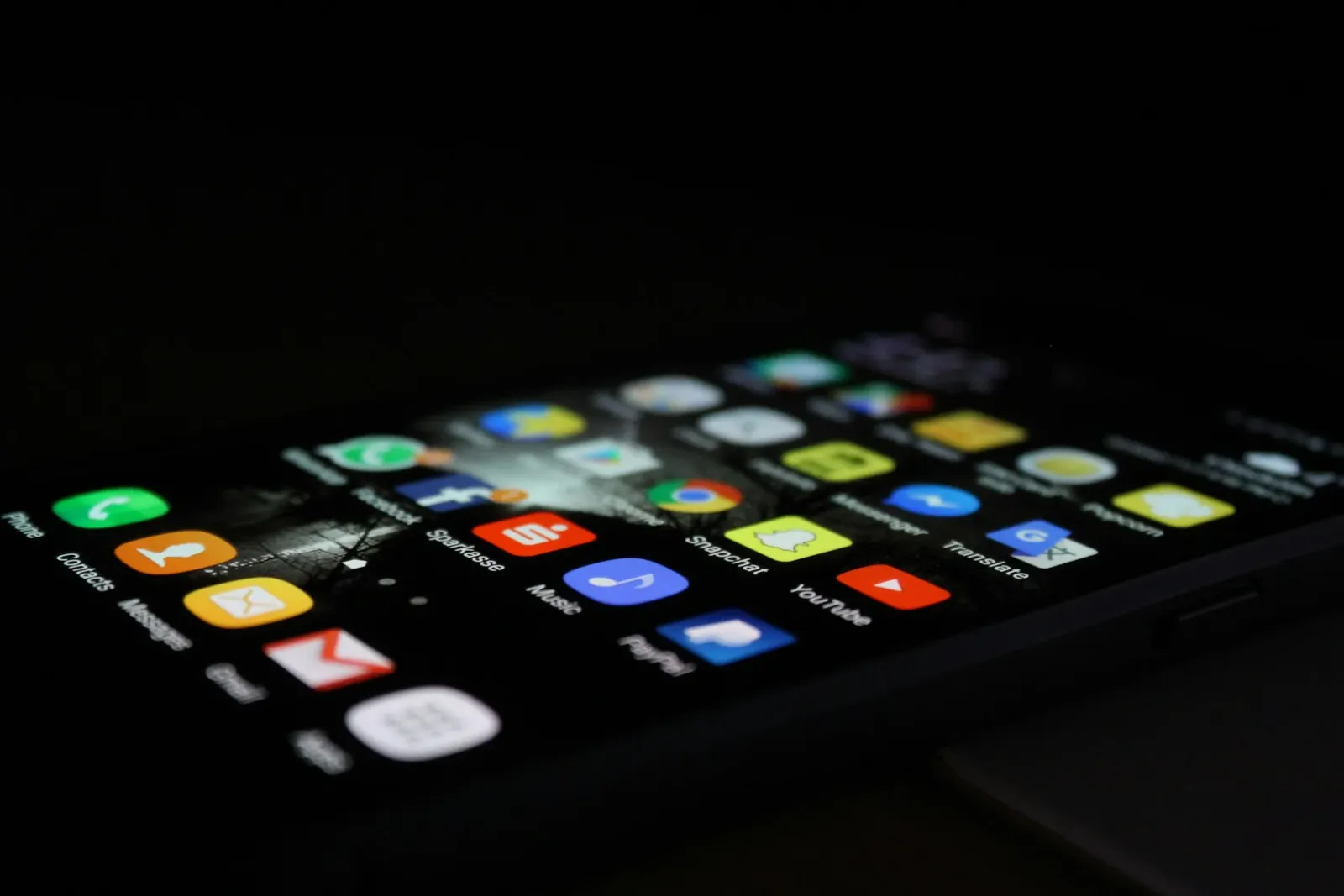 Опасен троянски кон Triada атакува Android смартфони, снимка 1