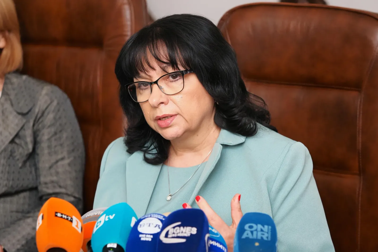 Милиард за детска болница: Финансовият министър отхвърля искането, процедурата не е стартирала, снимка 1