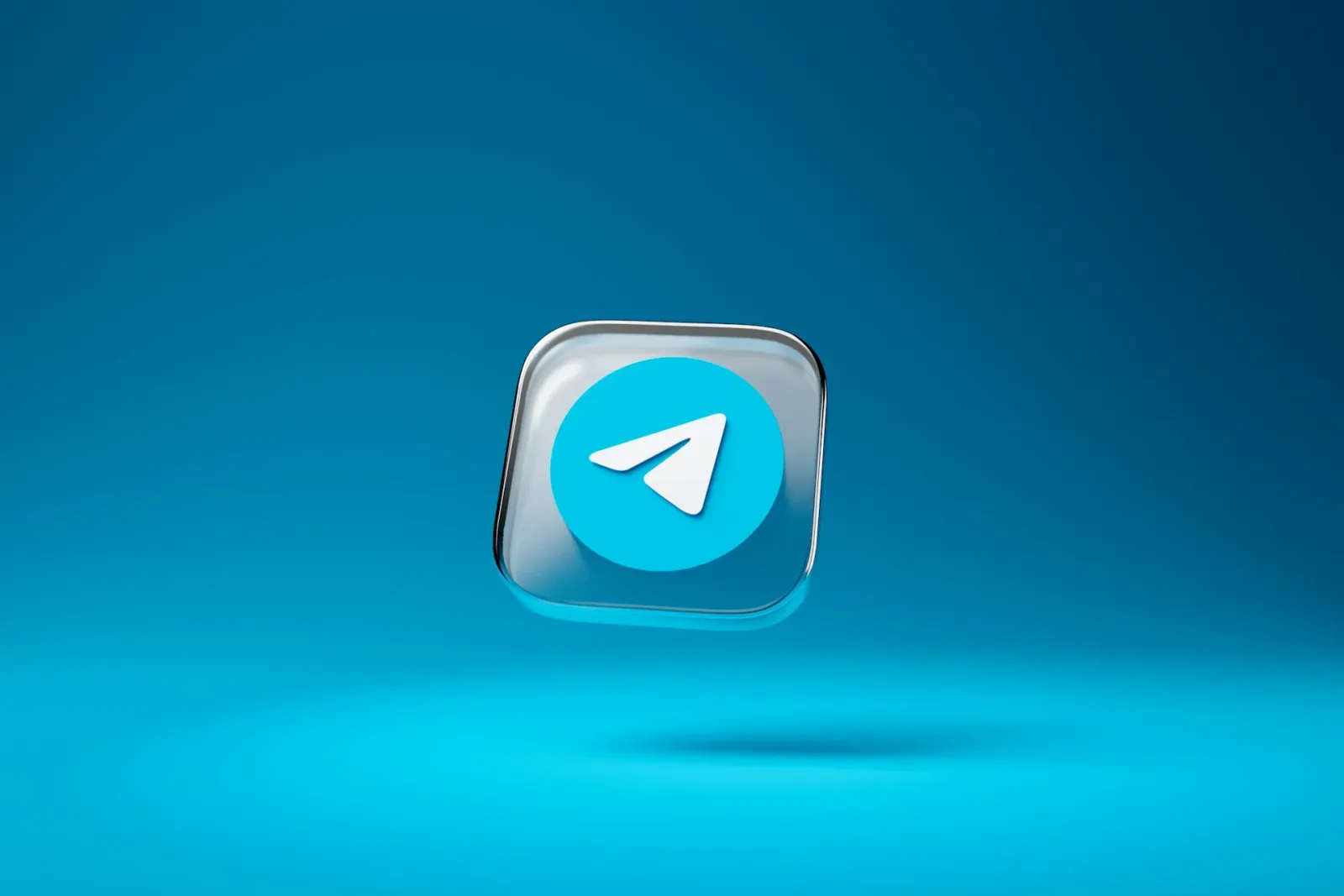 Кремъл затяга примката около Telegram в полза на новия месинджър MAX, снимка 1