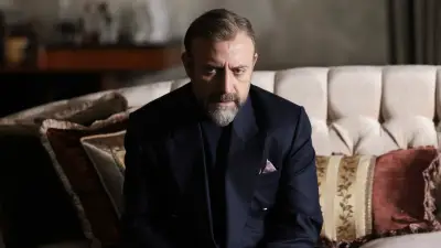 Халит Ергенч се завръща в ефир с премиерния сериал „Падението на краля“, снимка 5