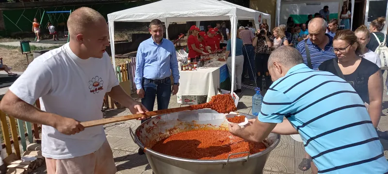 Празник на лютеницата в село Богомилово