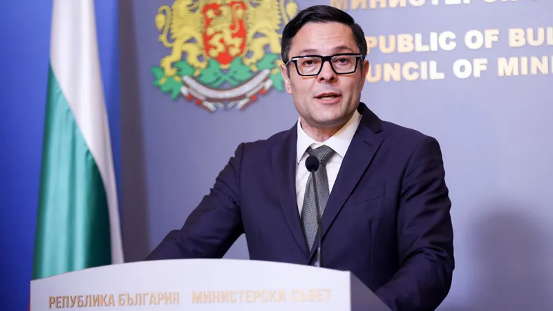 КЗК готви решения за милионни глоби на вериги
