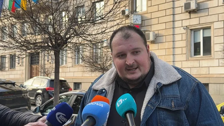 Зам.-кметът по строителство Никола Лютов подаде оставка, снимка 1