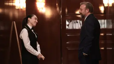 Халит Ергенч се завръща в ефир с премиерния сериал „Падението на краля“, снимка 8