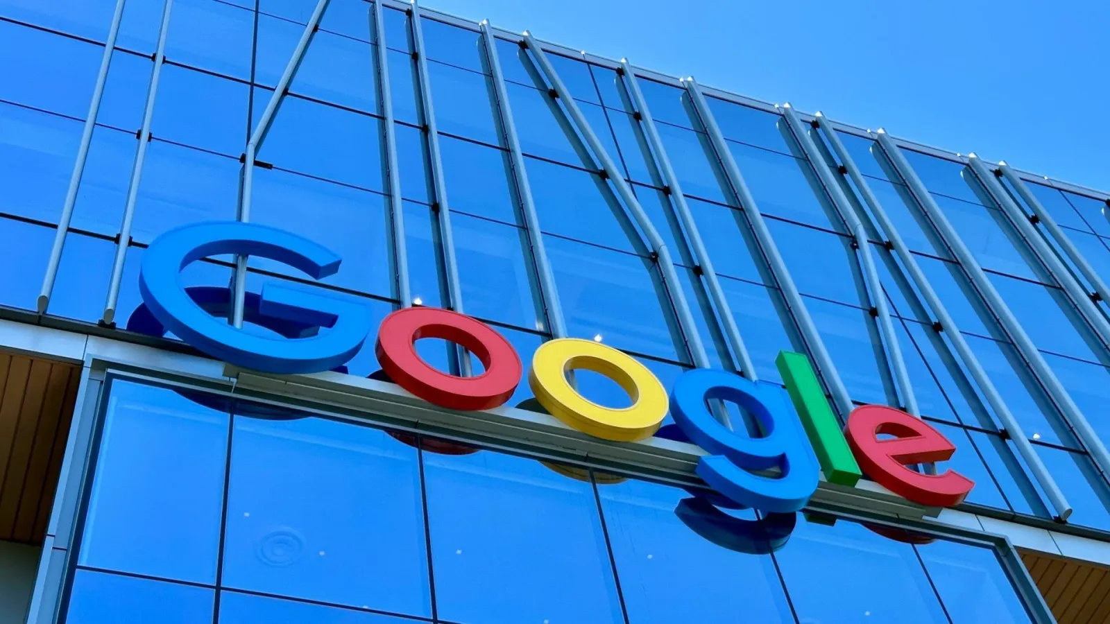 Google плаща на медии за ползването на текста им в AI, снимка 1