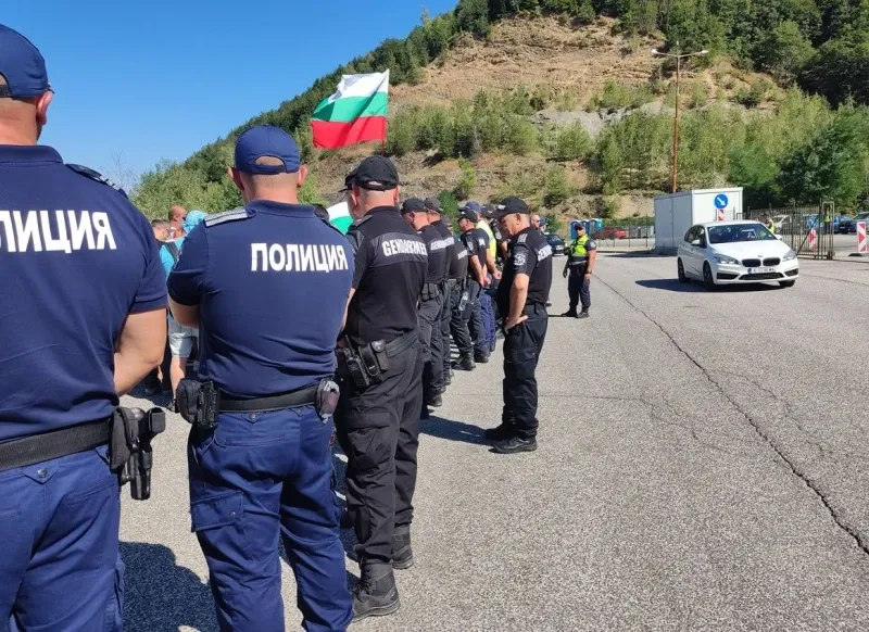 Кърджали: Забраниха протест, който щеше да блокира пътя край Кирково, снимка 1